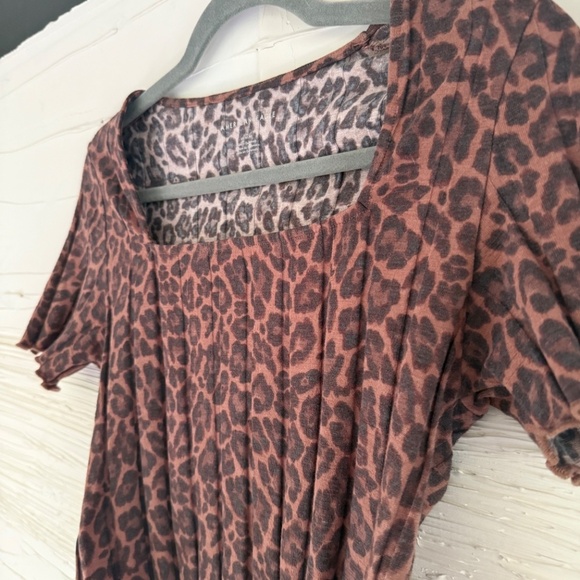 American Eagle | Size M | Leopard Print Square Neck Ruched Top - Picture 3 of 5